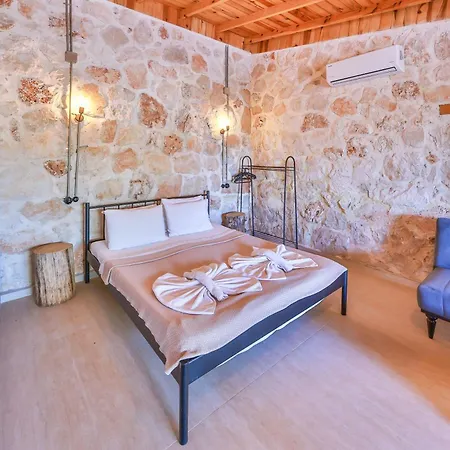 Bademlique Stone Rooms
